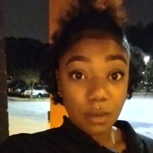 Meet your Posher, Sierra